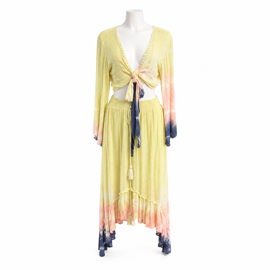 Style 10337, photo 1, on a white mannequin