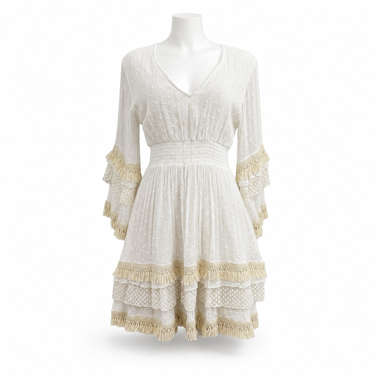 Style 10550, photo 4, on a white mannequin