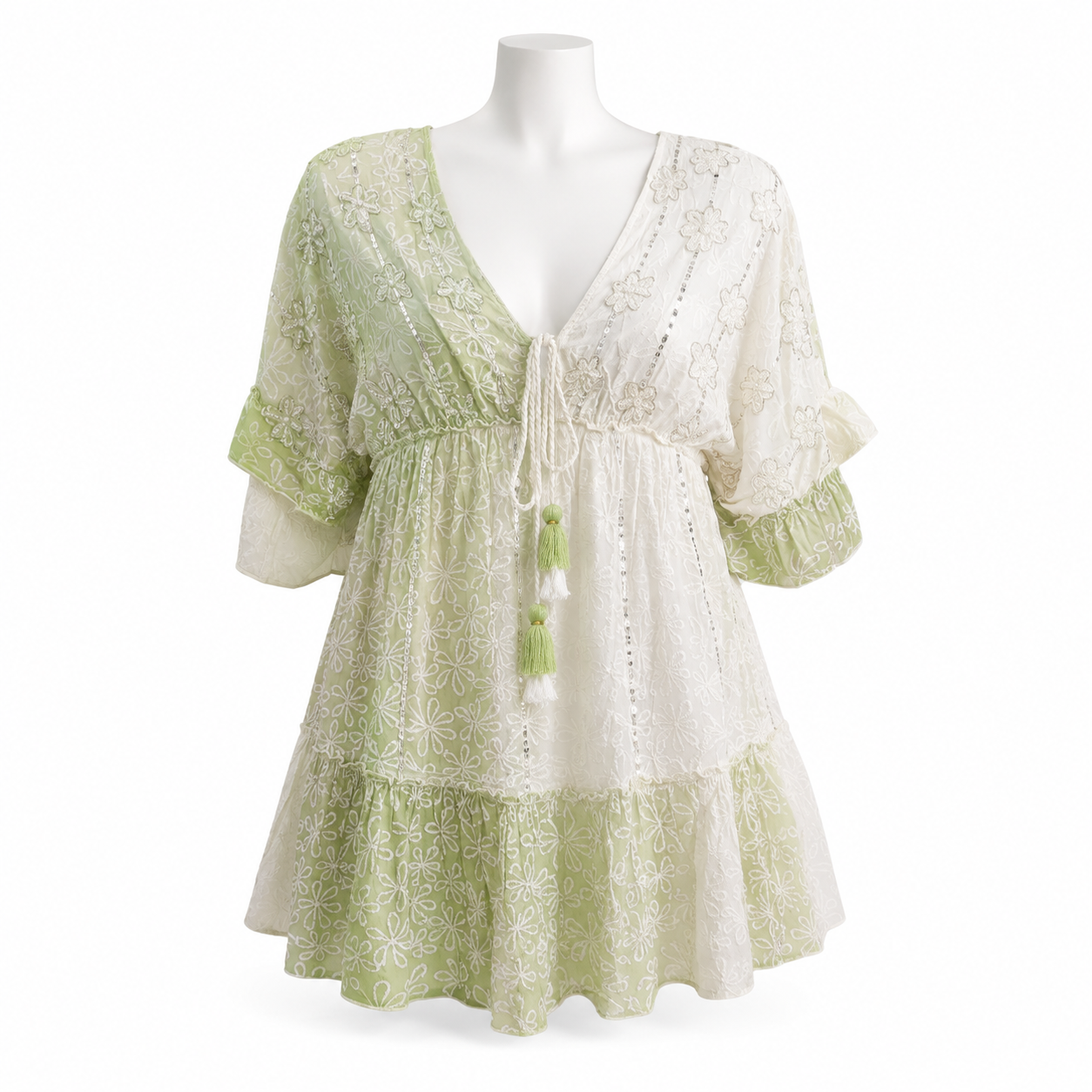 Style 10993 garment on a white mannequin
