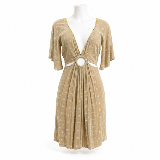 Style 2032, photo 1, on a white mannequin