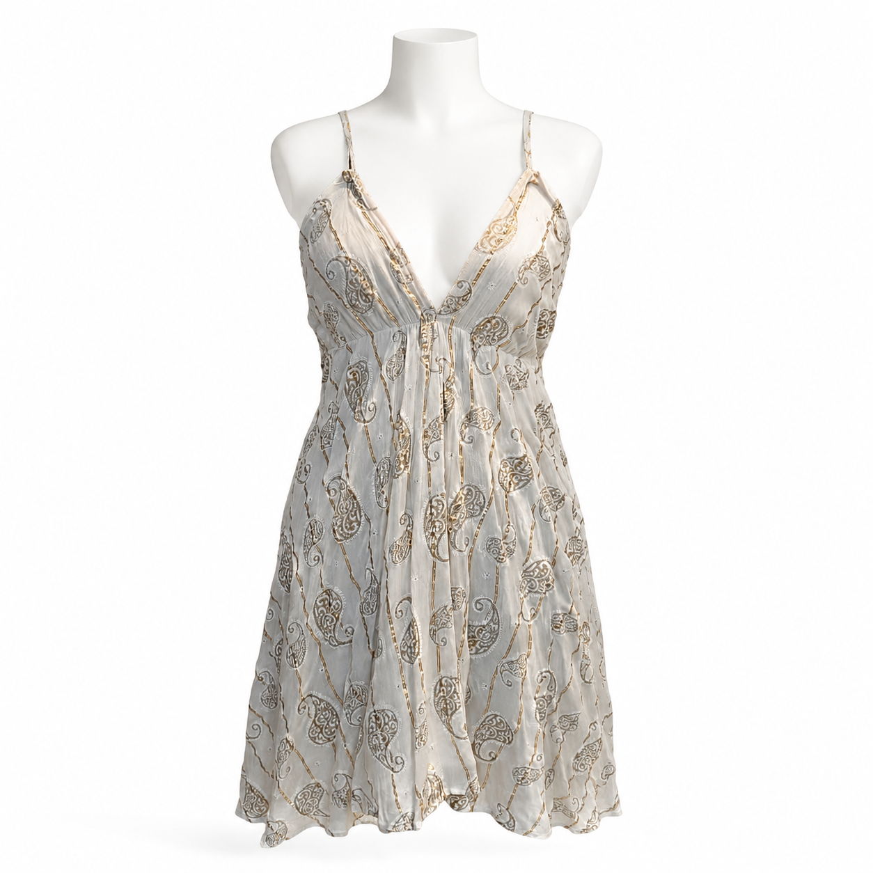 Style Z 128 garment on a white mannequin